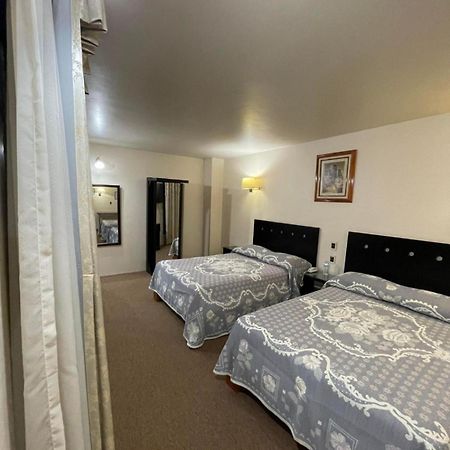 Hotel Novo Silao Zewnętrze zdjęcie
